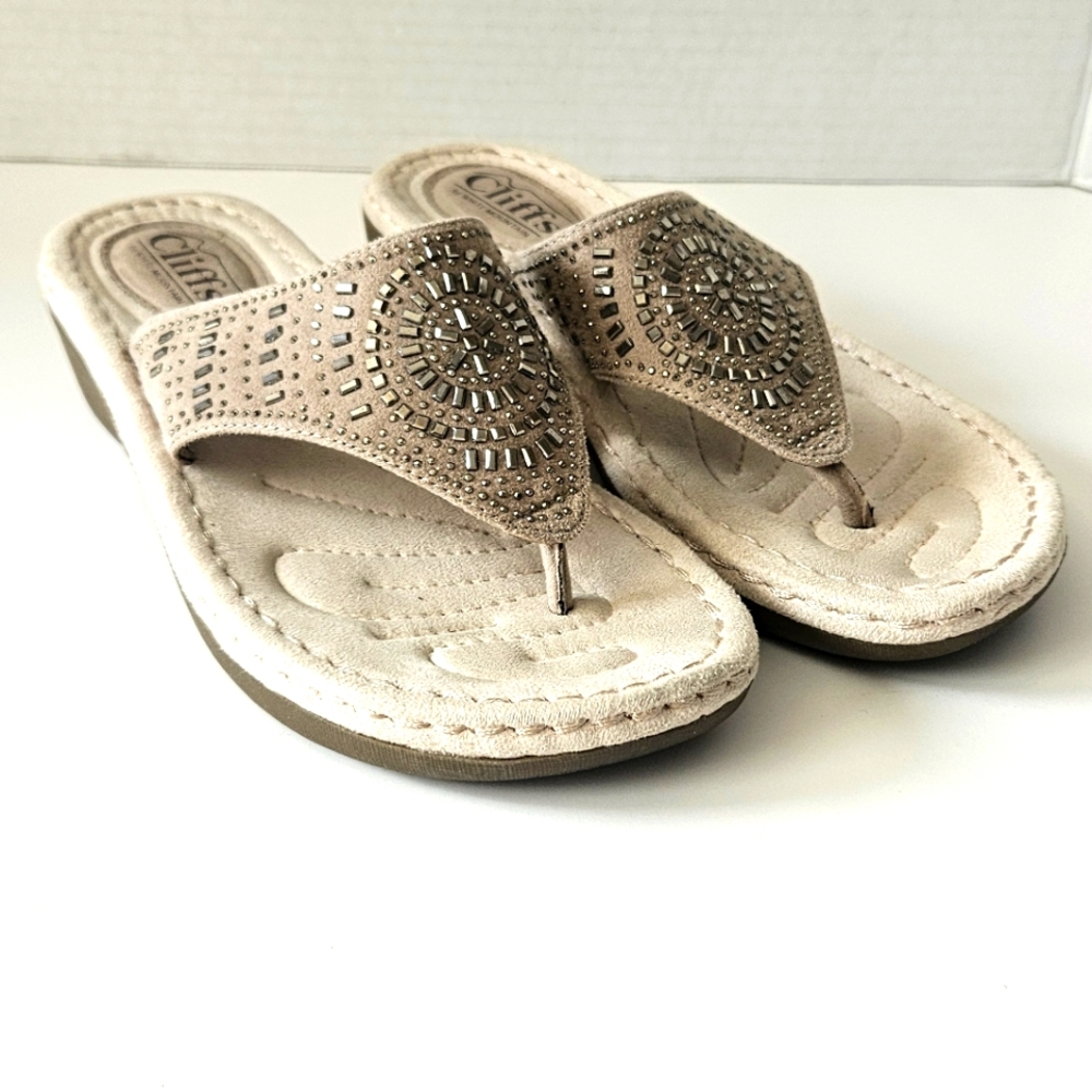 Cliffs By White Mountain‎ Cienna Leather Thong Sandals Size 7
